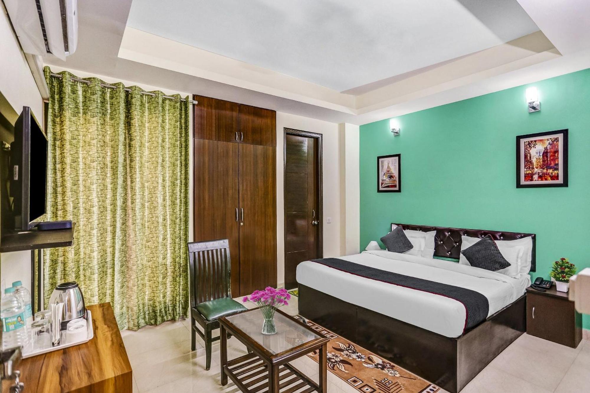 Indirapuram Townhouse Rumaisa מראה חיצוני תמונה