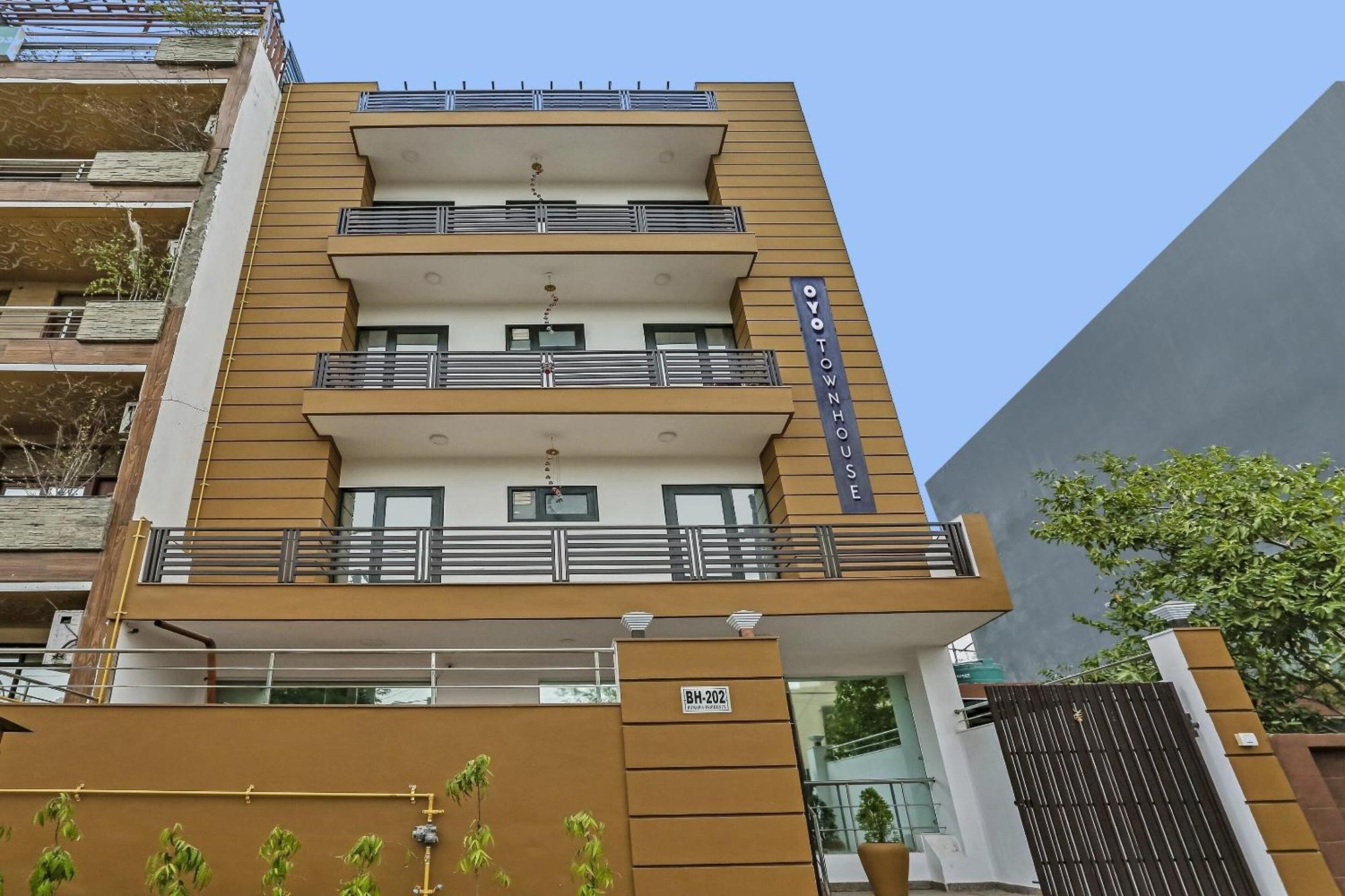 Indirapuram Townhouse Rumaisa מראה חיצוני תמונה